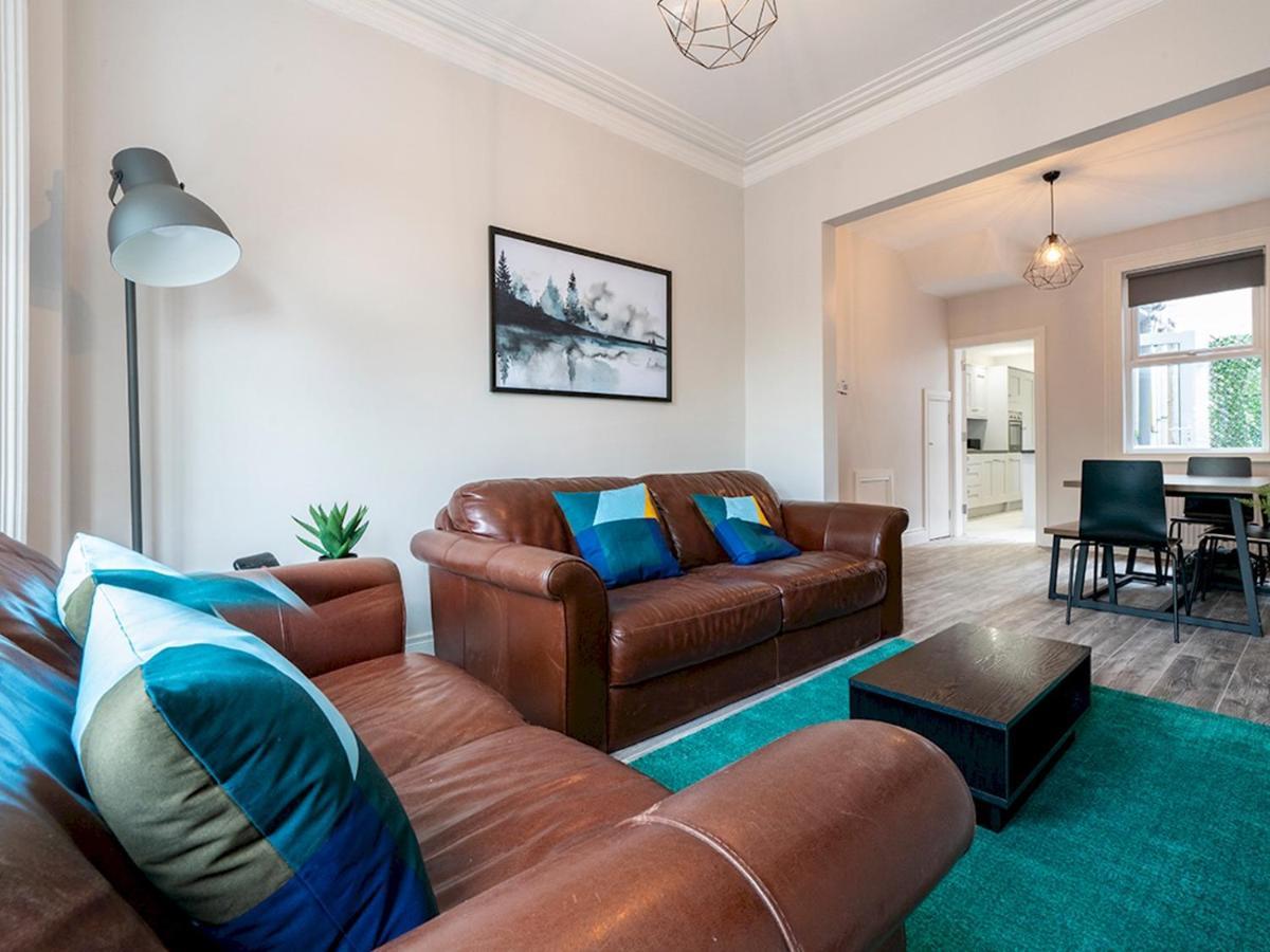 Pass The Keys Beautiful 4Br Restored Red Brick Cafes And Park Belfast Exterior foto